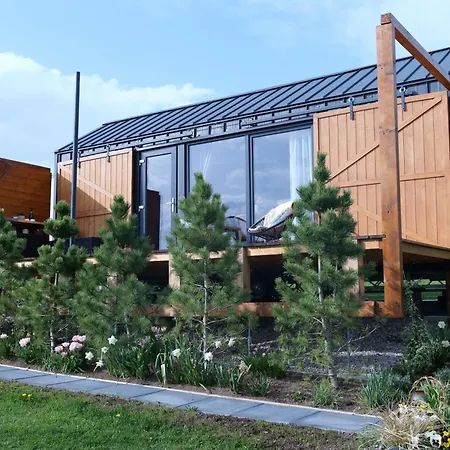 Garden House 마틴