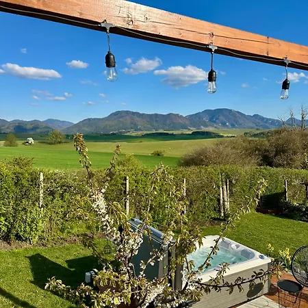 Garden House Chalet