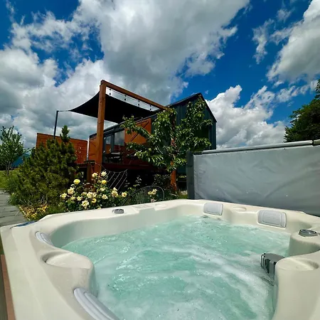 Chalet Garden House