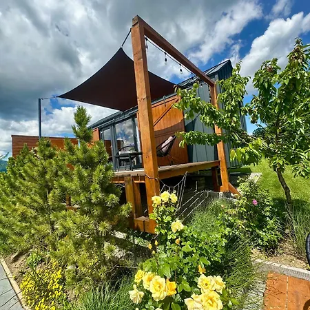 Garden House * Martin